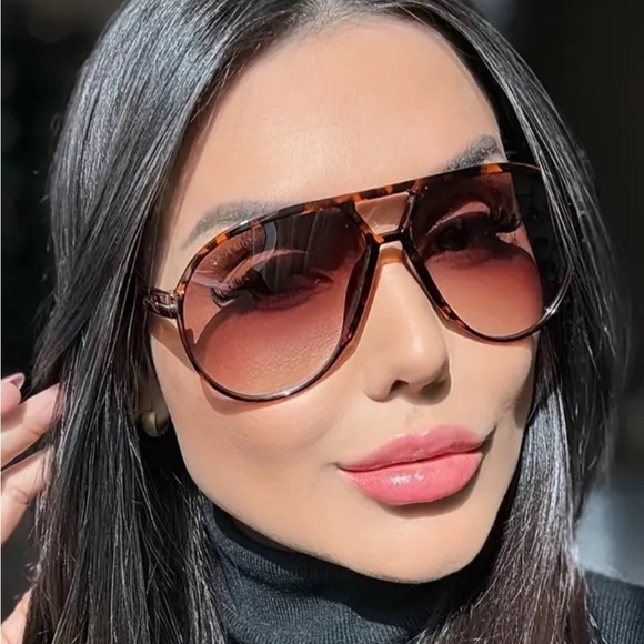 Bogoho Accessories - 🕶️🕶️🕶️BOGOHO 🕶️🕶️🕶️Unisex-Oversized Retro Sunglasses—2 Colors